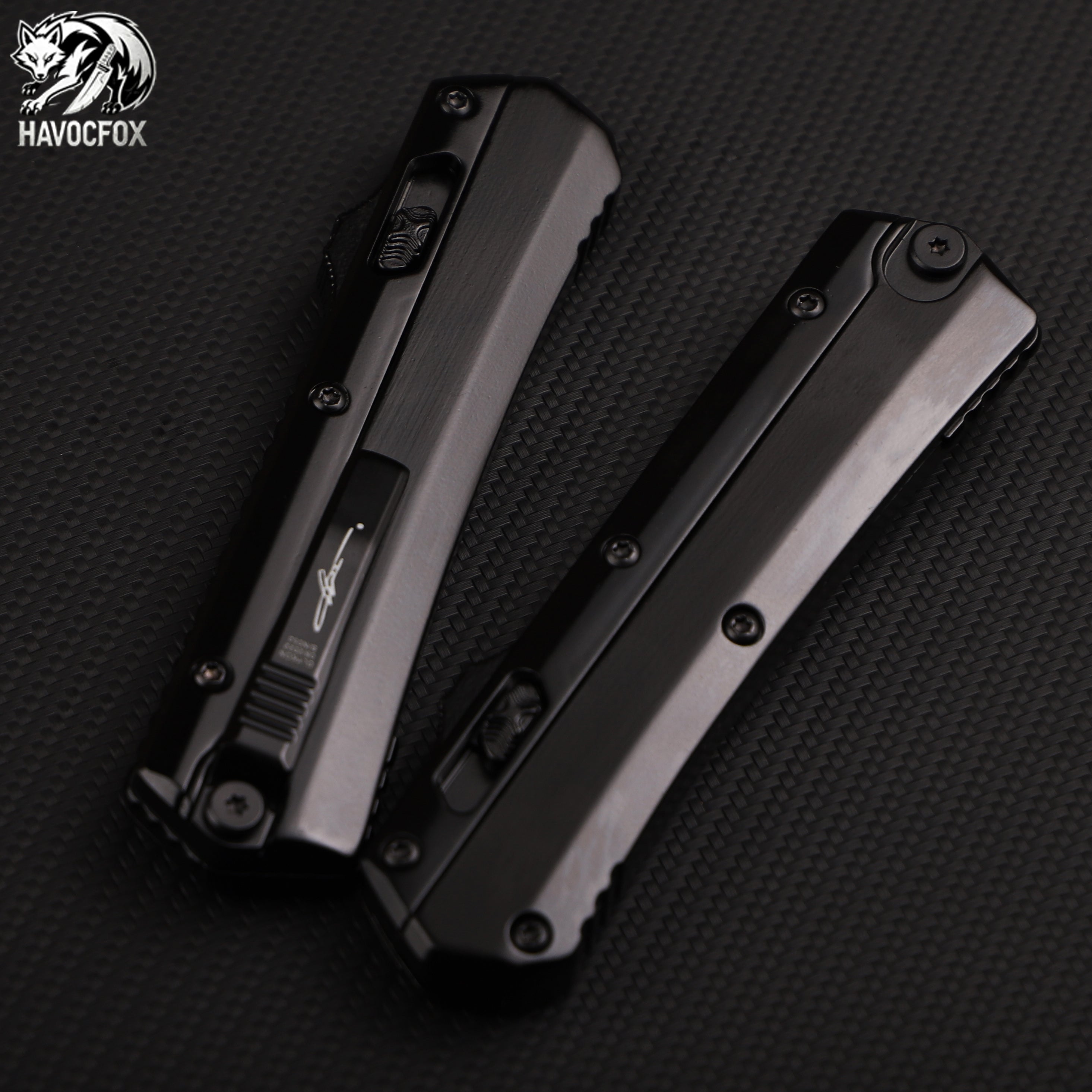 Black out-the-front automatic knife
